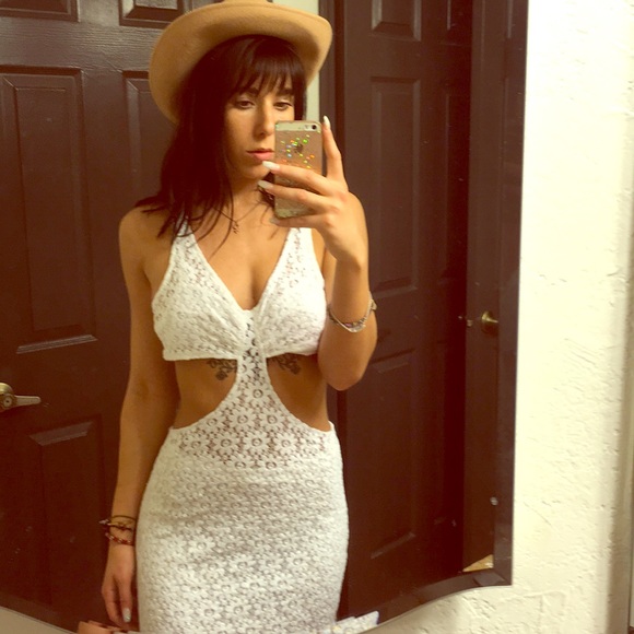 Nasty Gal Dresses & Skirts - Nasty gal flower crotchet dress